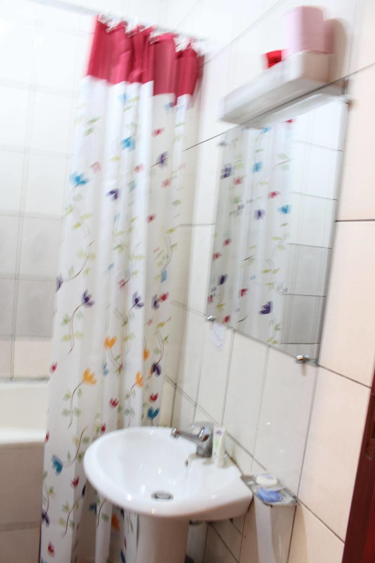 Hotel Santa Lucia Yaoundé Zewnętrze zdjęcie