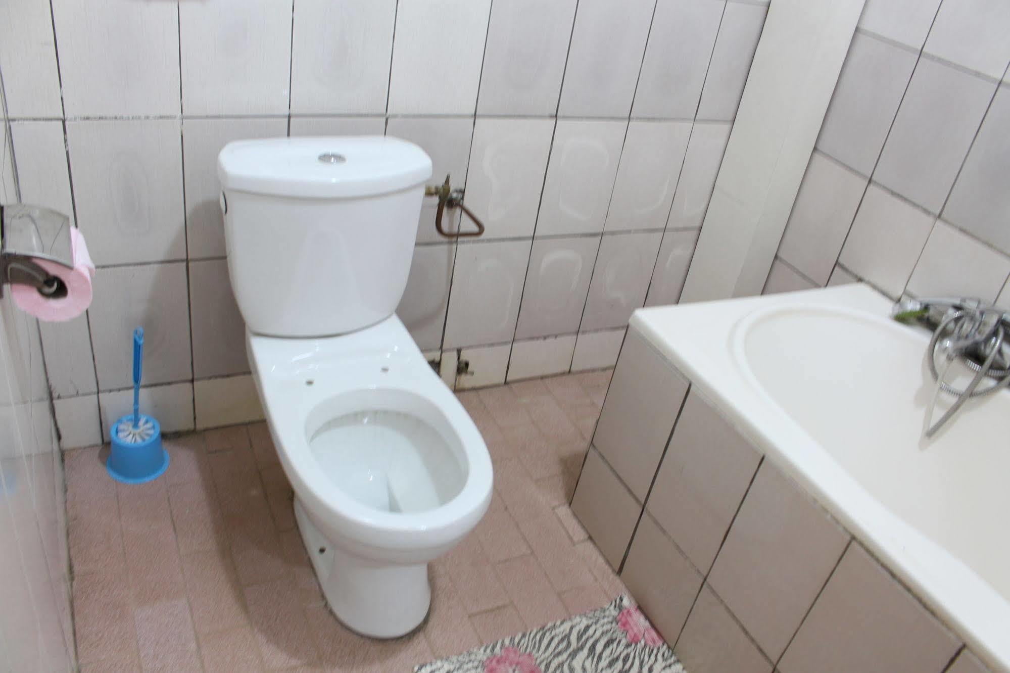 Hotel Santa Lucia Yaoundé Zewnętrze zdjęcie